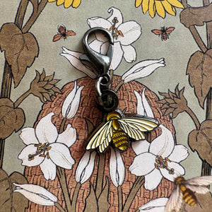 Honey Bee Stitch Marker & Progress Keeper