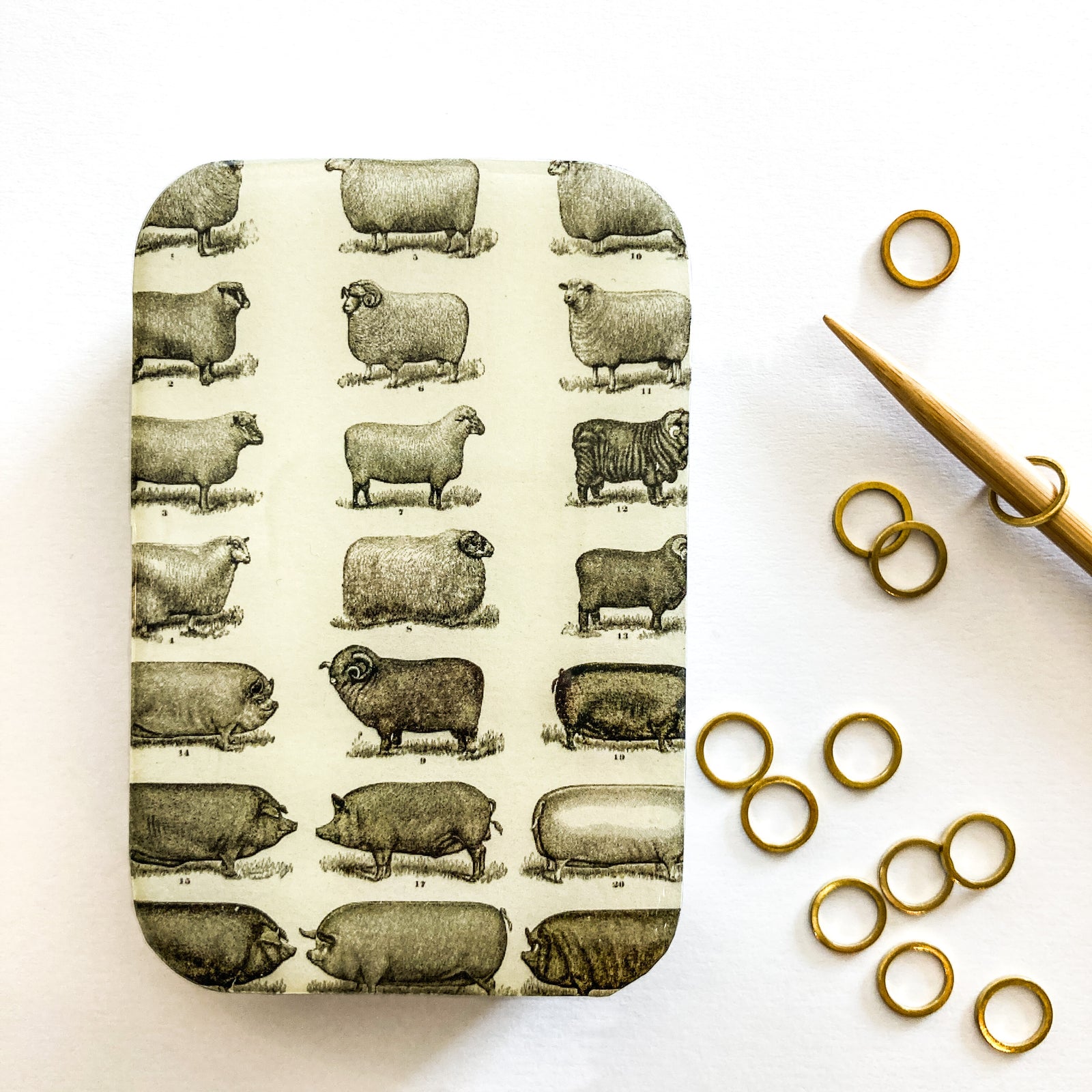 Sheep and pigs tin, pill box, treasure box