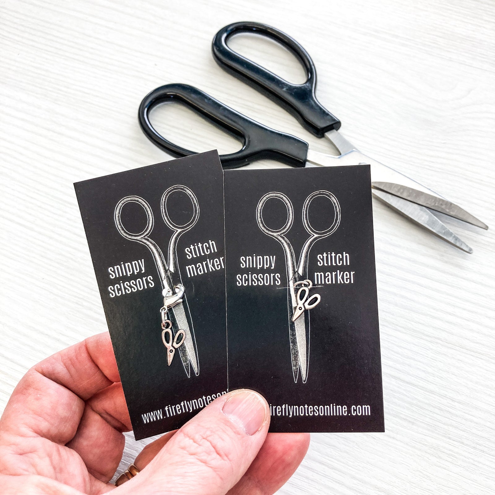 Scissors stitch marker, 10 mm snag free or removable progress keeper